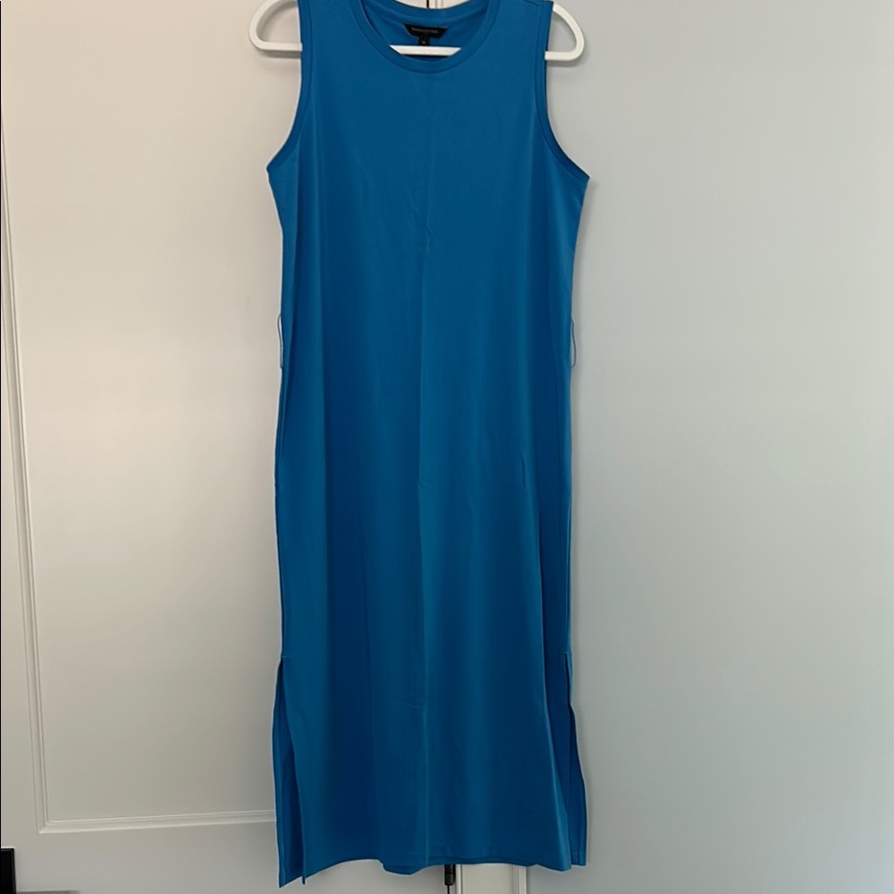 Banana Republic sleeveless, jersey midi dress with belt